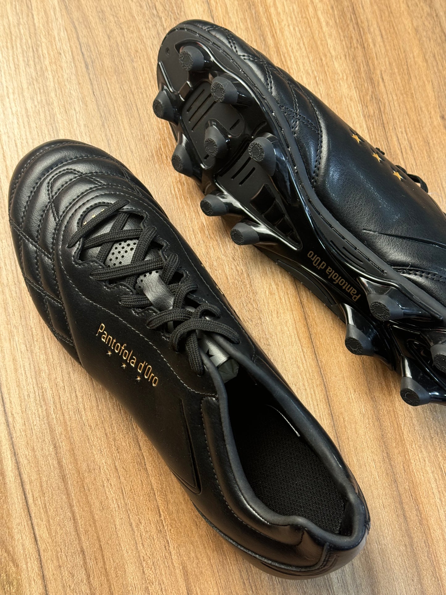 Umbro soccer boot
