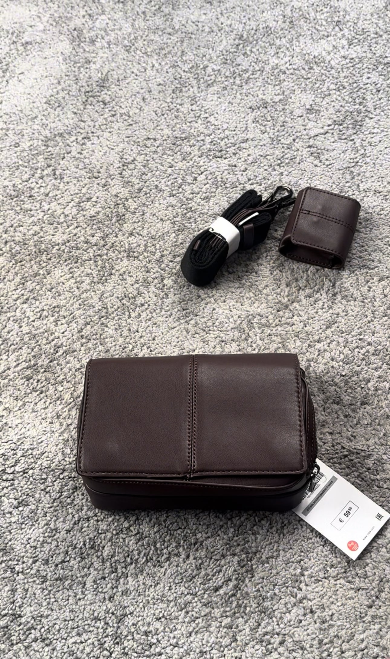 Leather crossbody bag in brown