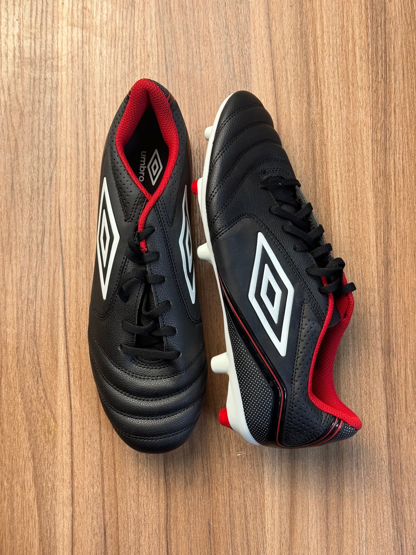 Umbro soccer boot