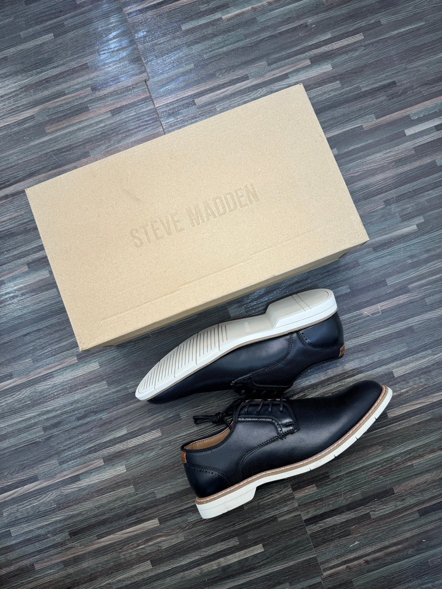 Steve Madden shoe Z047