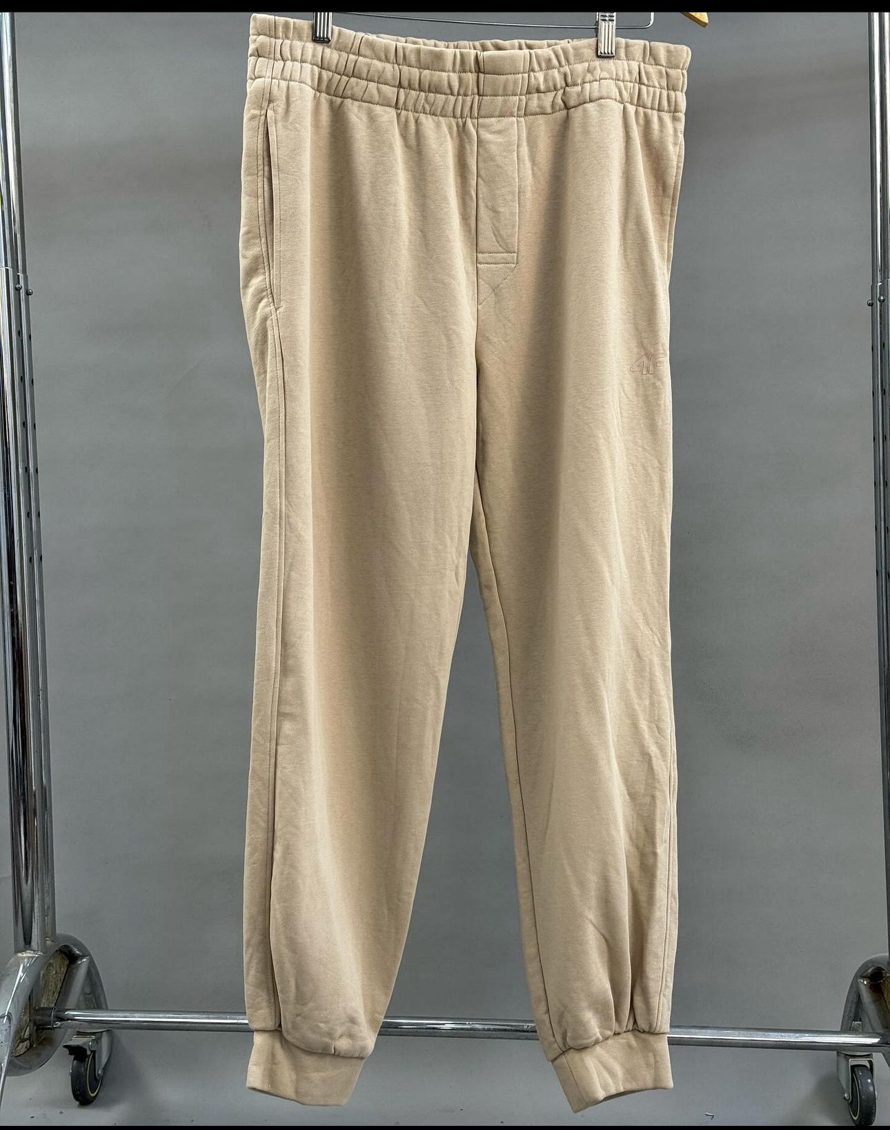 4F jogger pant