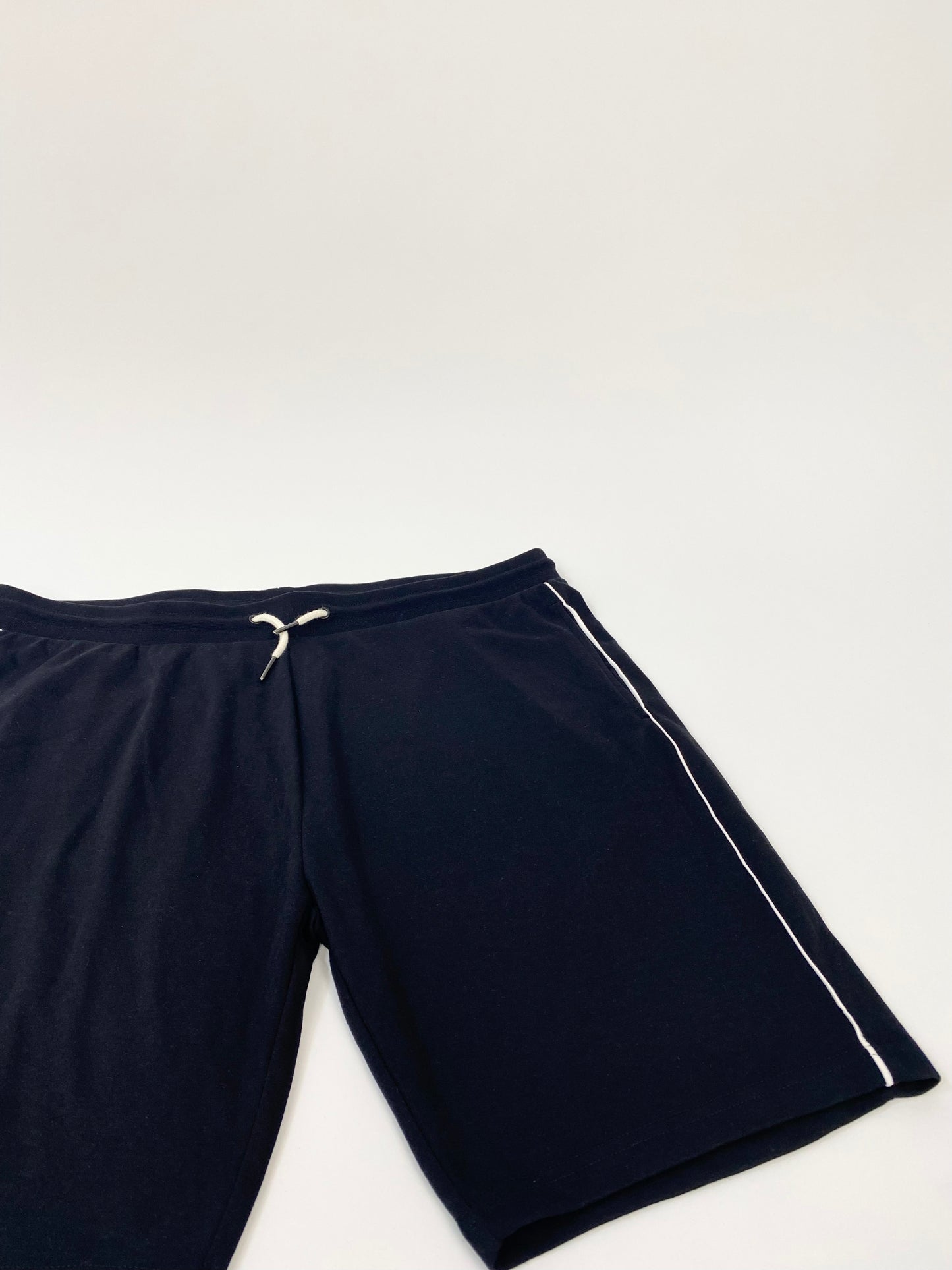 Black and white short