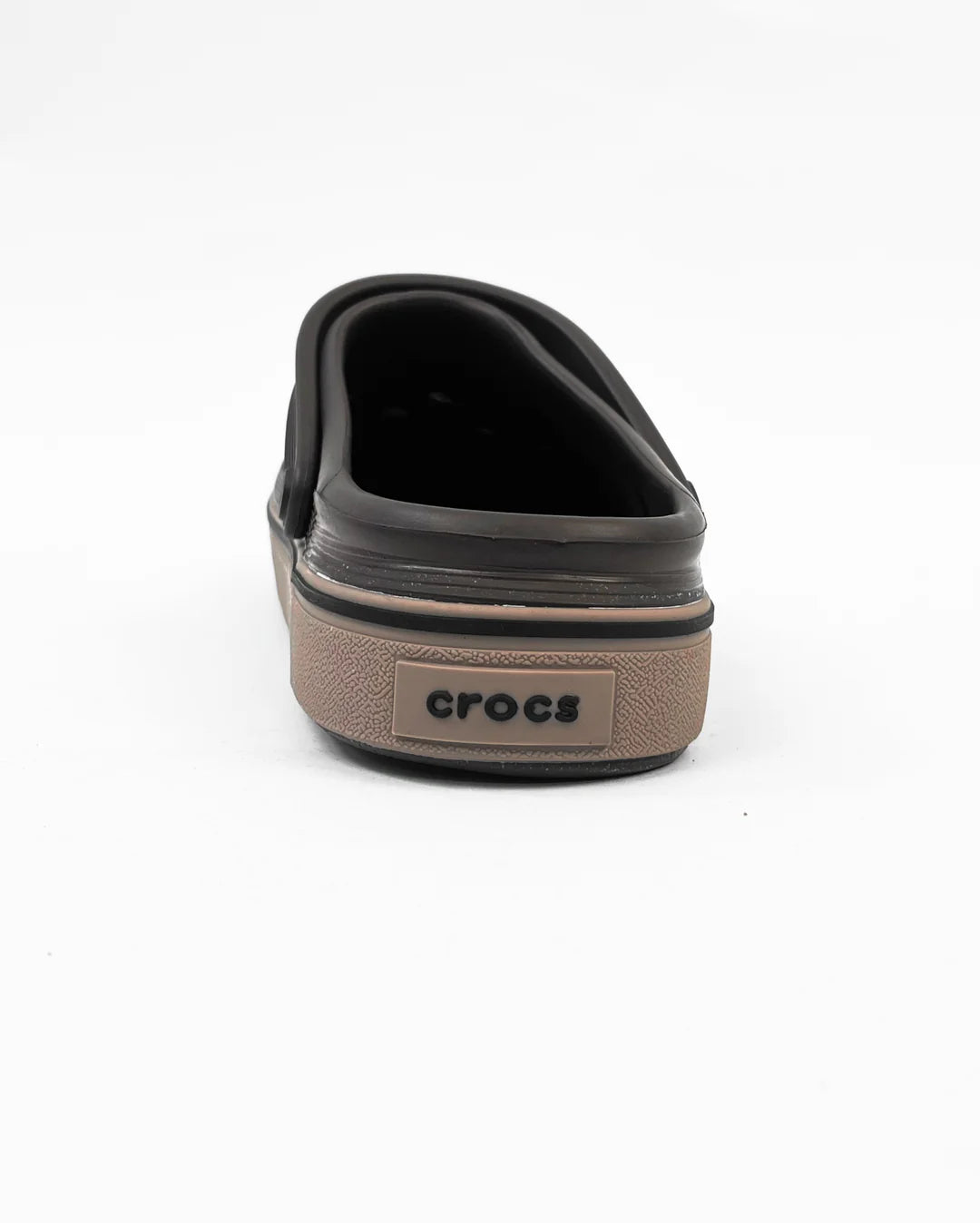 Crocs slide in brown