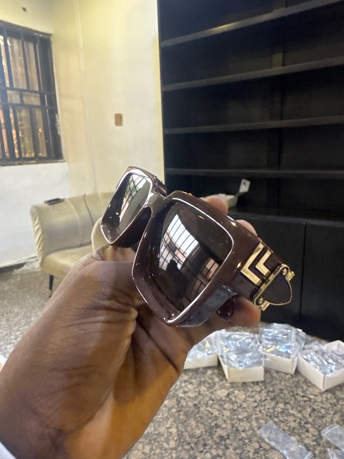Retro square dark black sunglasses