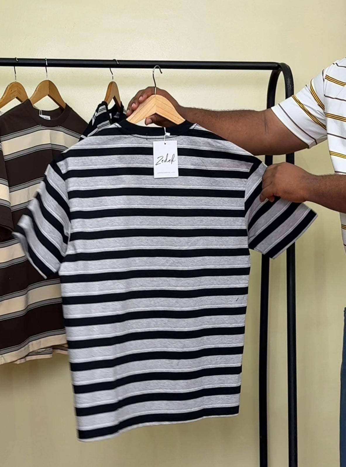 ZEDEK STRIPPED TEE 09
