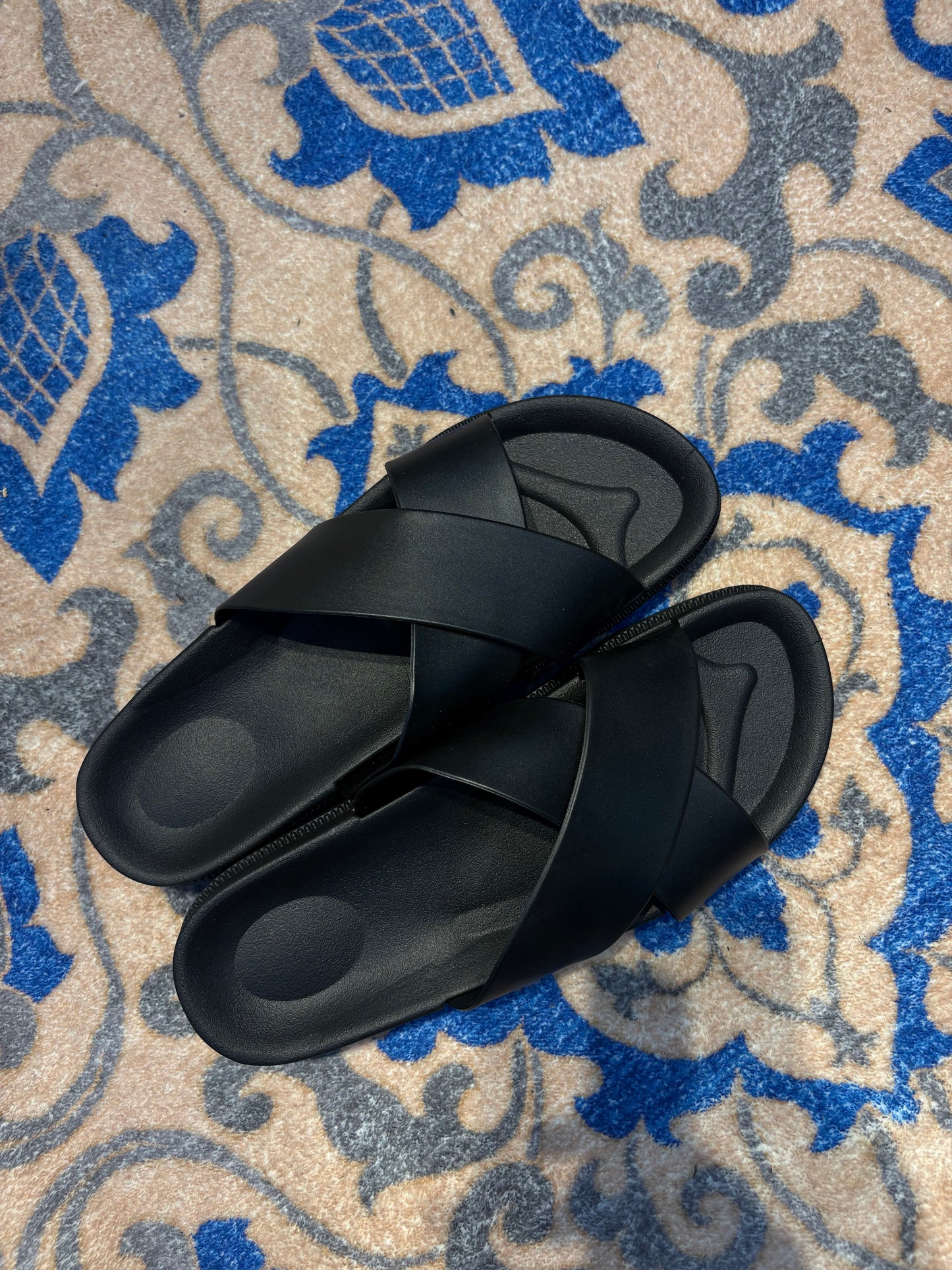 ZEDEK RUBBERIZED CRISS CROSS SLIDES
