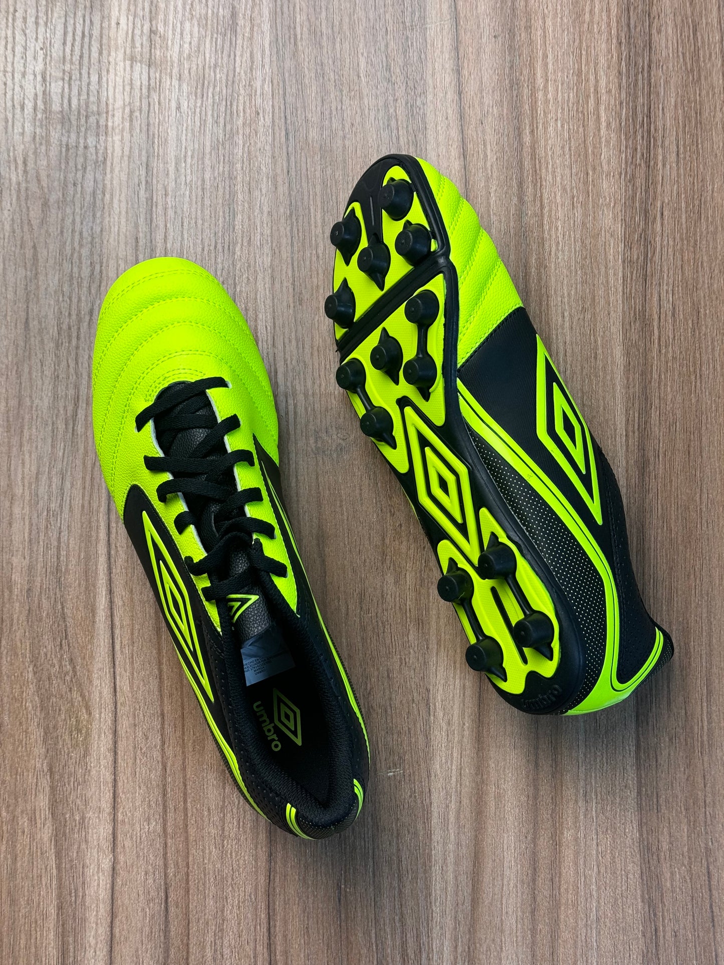 Umbro soccer boot