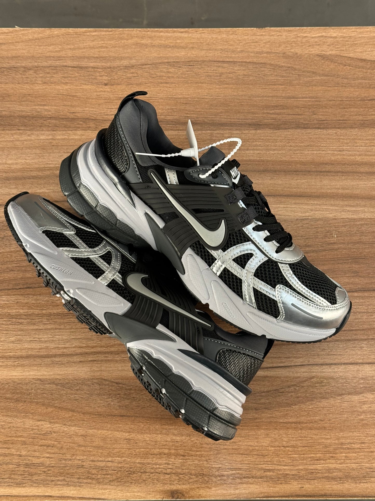 NIKE SNEAKERS FD0736