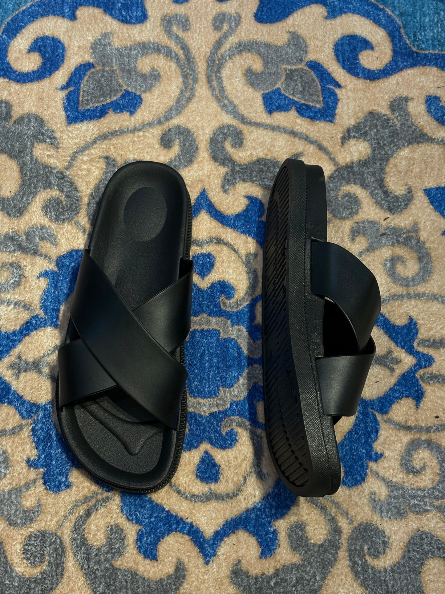 ZEDEK RUBBERIZED CRISS CROSS SLIDES