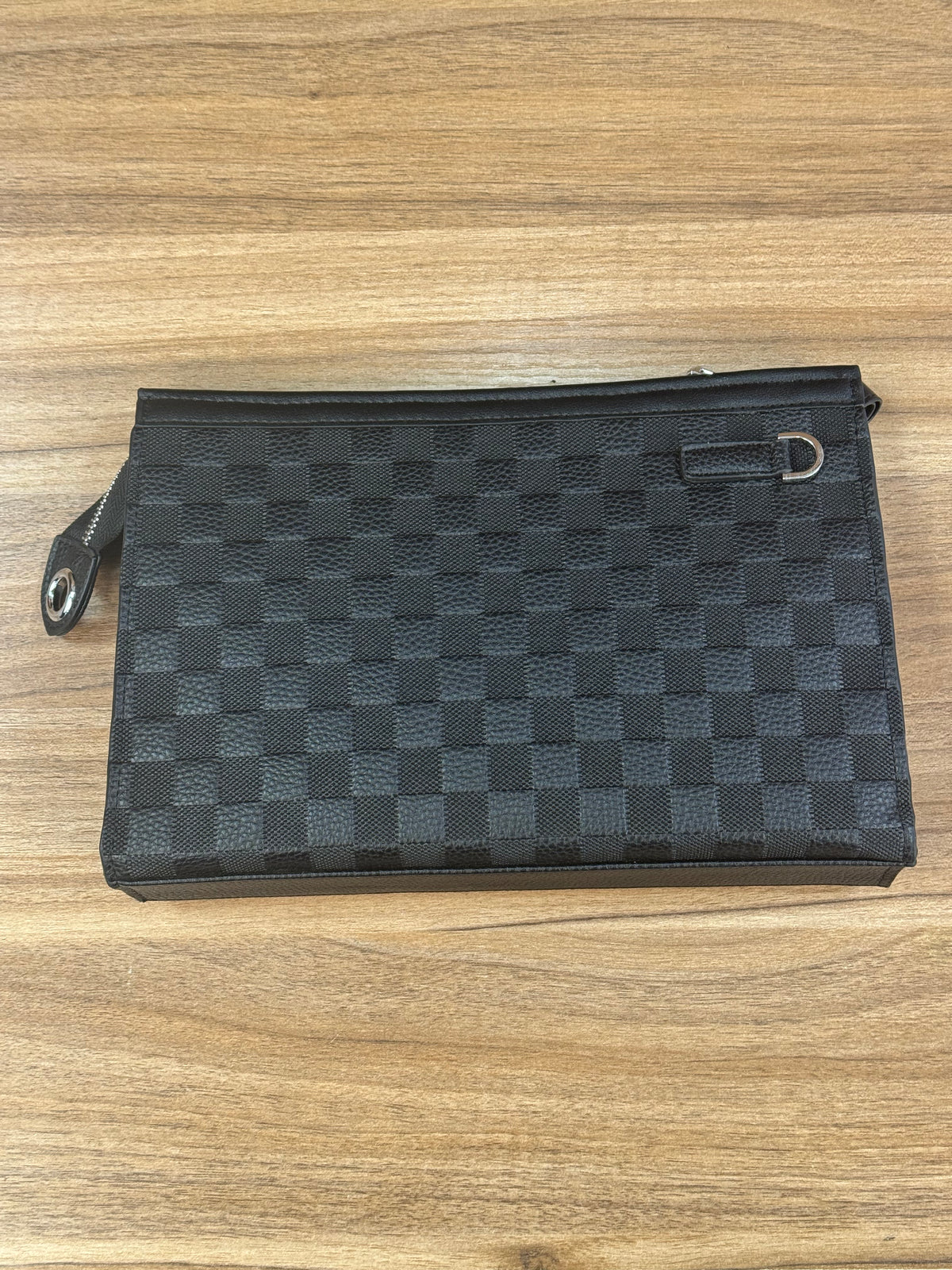 Patterned hand purse in Black