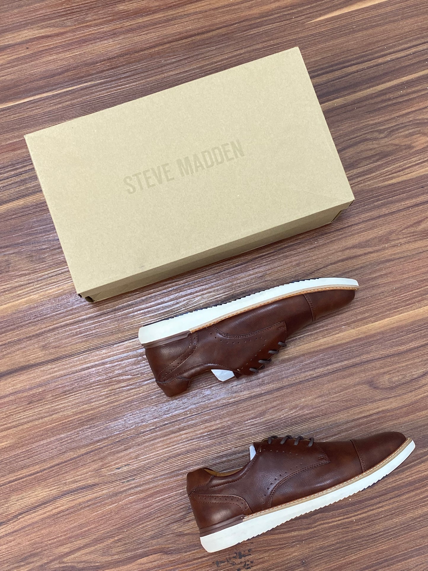 Steve Madden shoe Z044