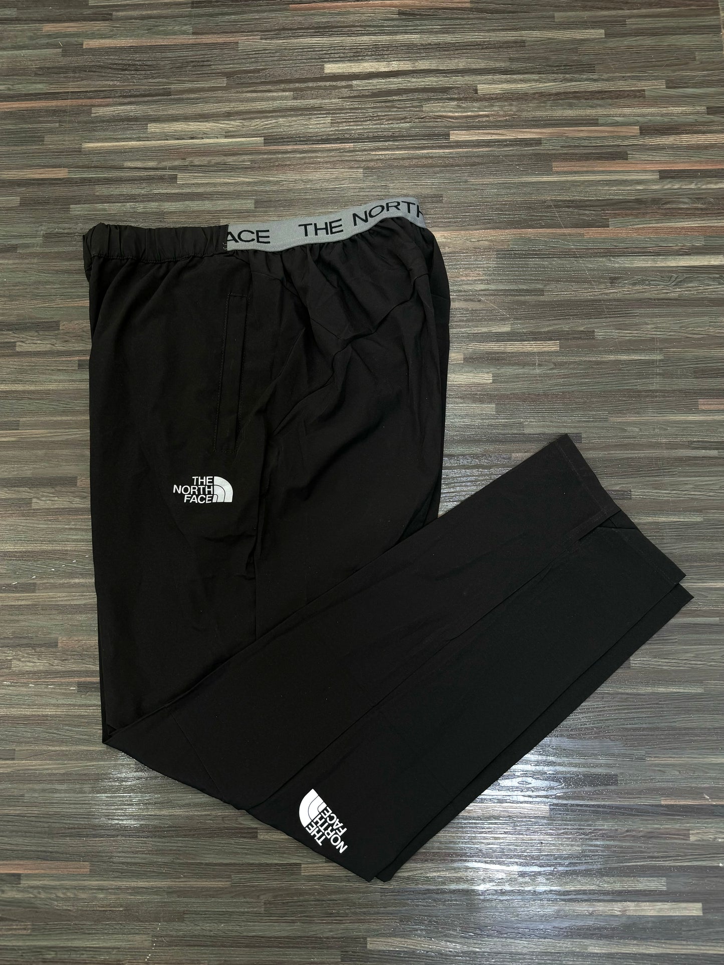 track pant in black LB04