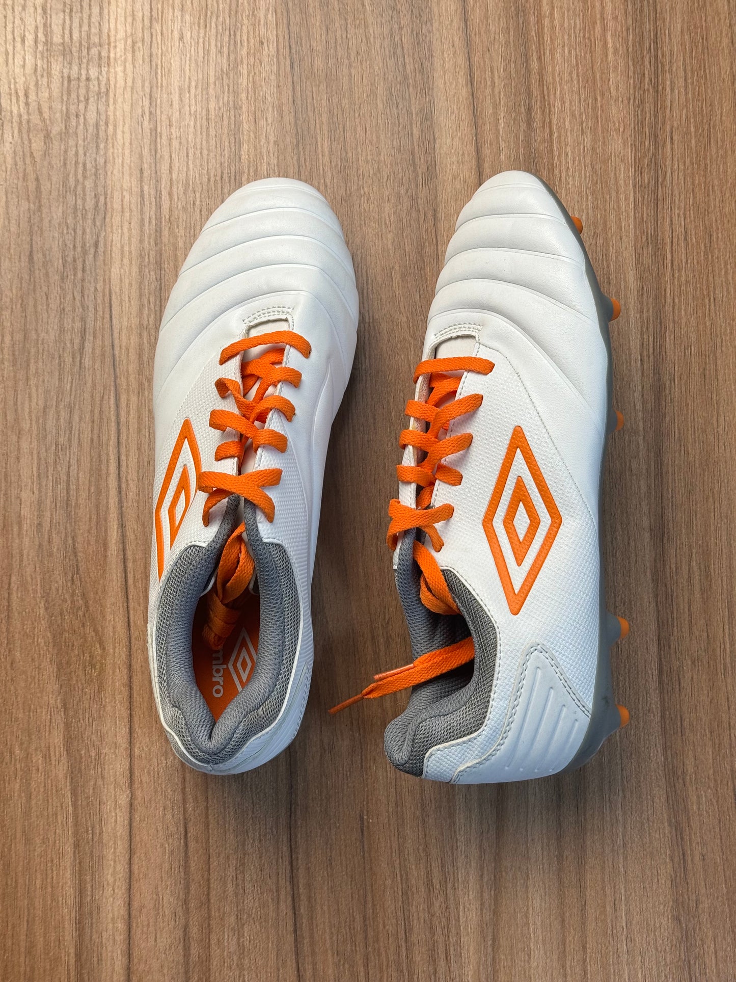 Umbro soccer boot