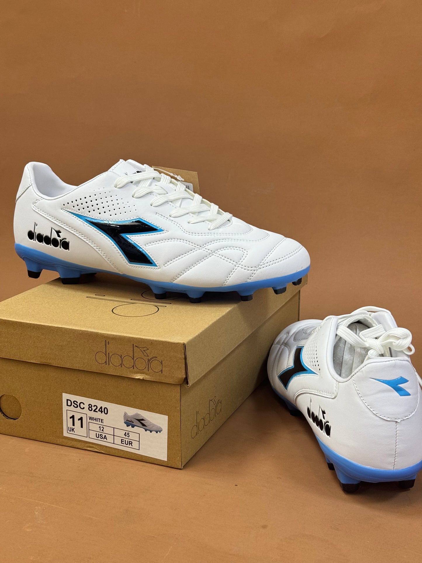 Diadora soccer boots white