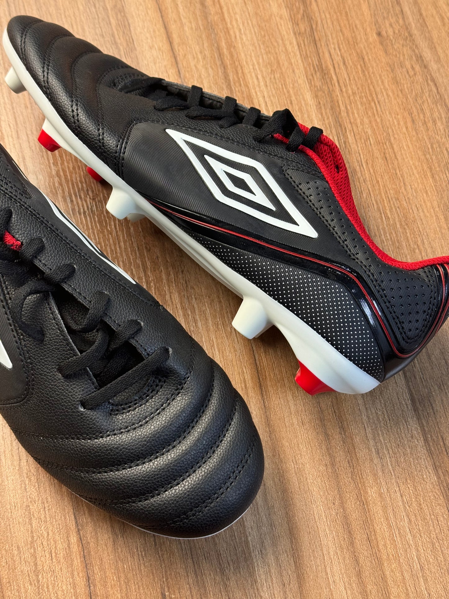 Umbro soccer boot