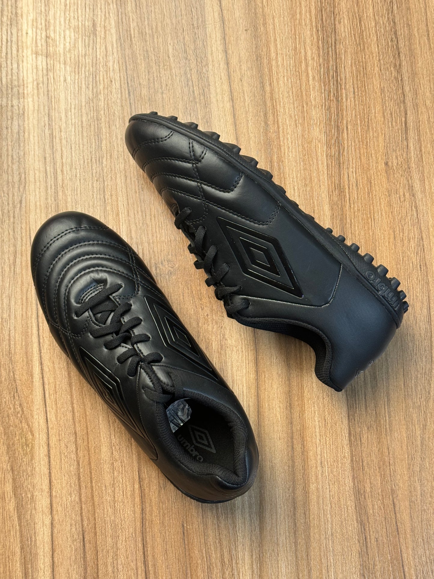 Umbro soccer boot