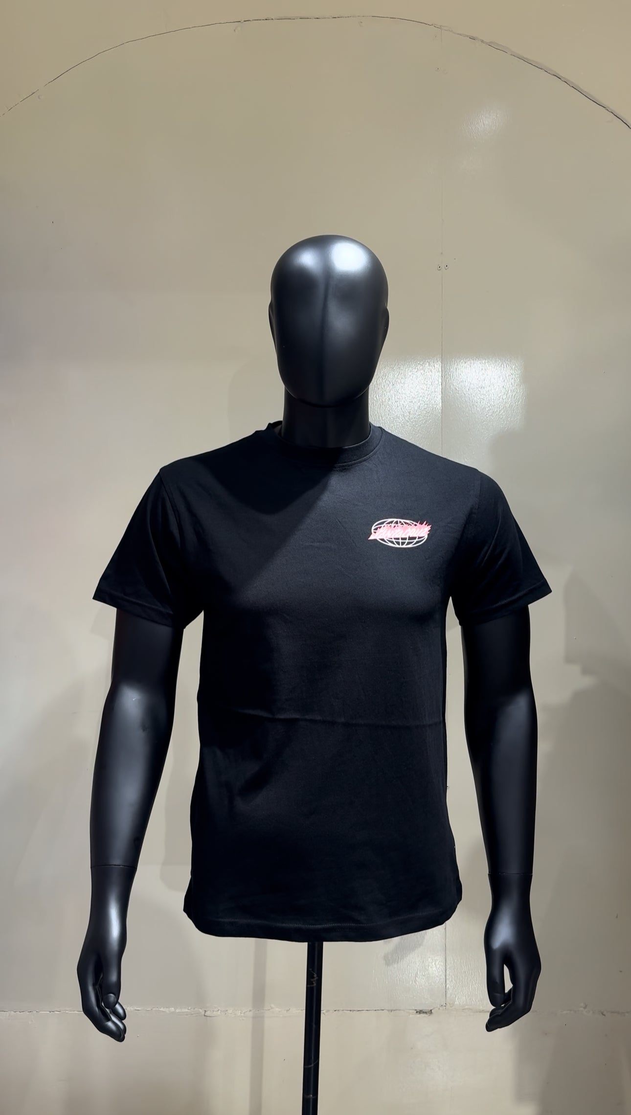 Santa Cruz tee