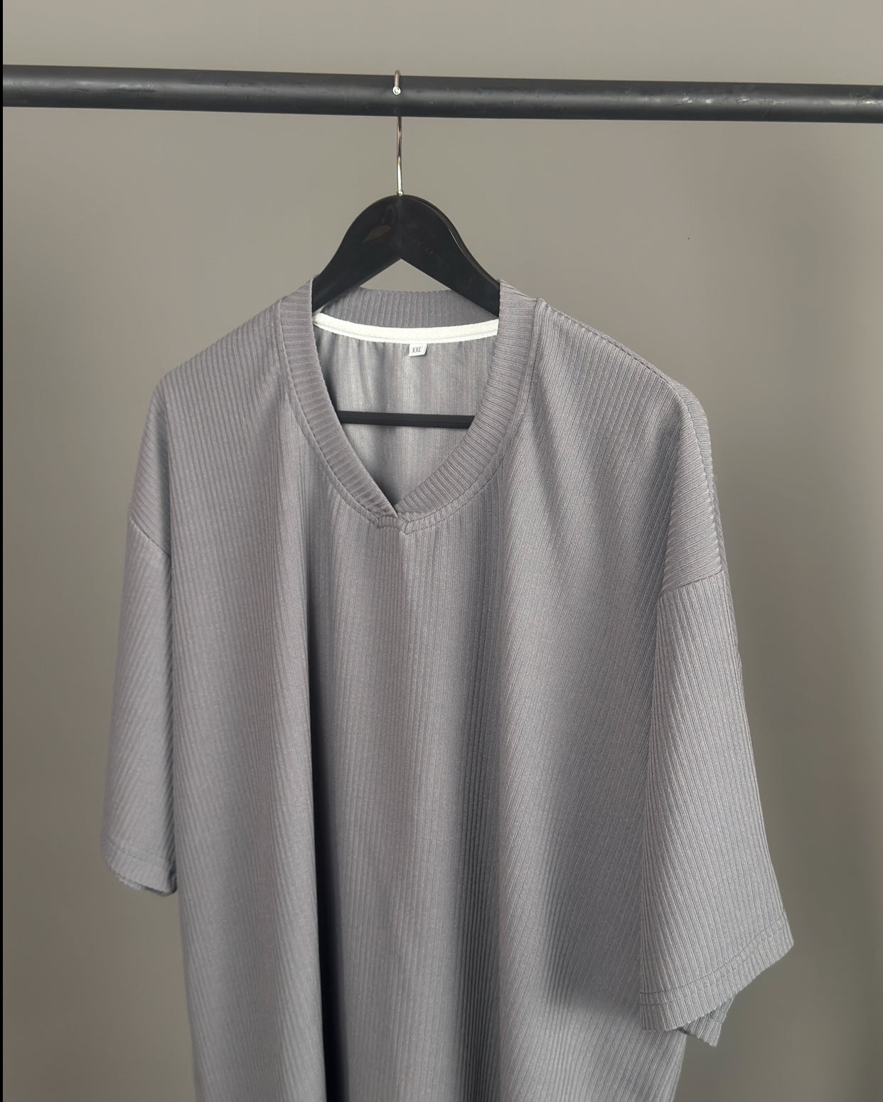 Zedek Revere V-Neck Tee in Grey