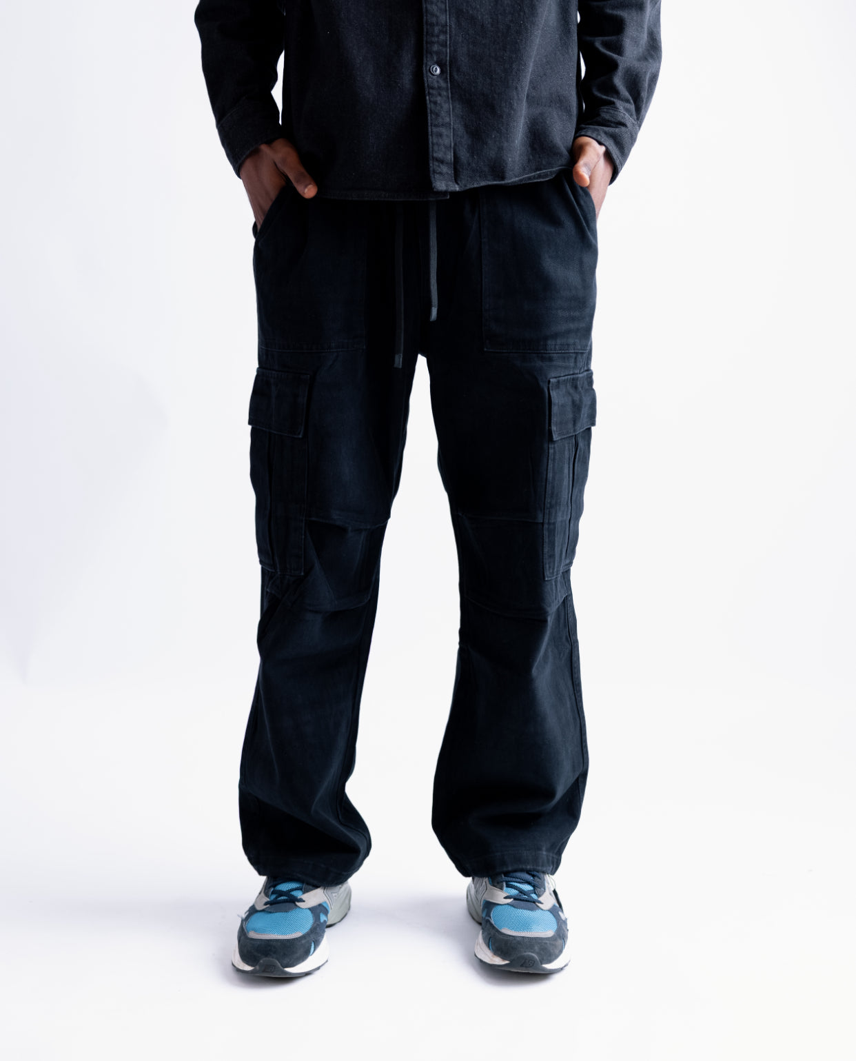 Cargo pant in black 01