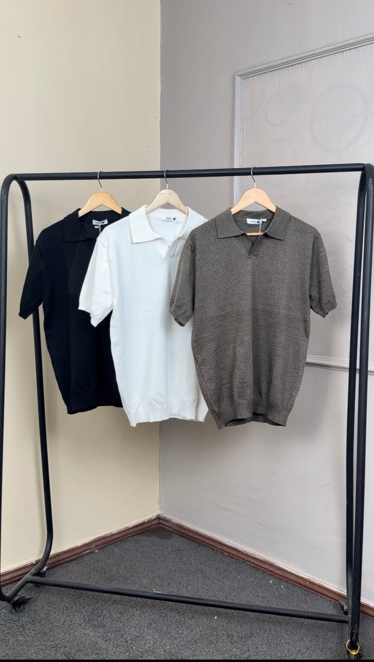 KNITTED POLO B2038