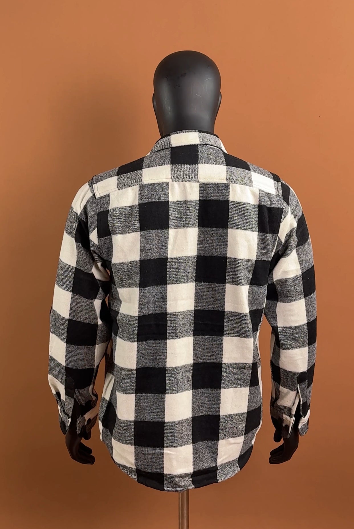 BERSHKA LONGSLEEVE 04