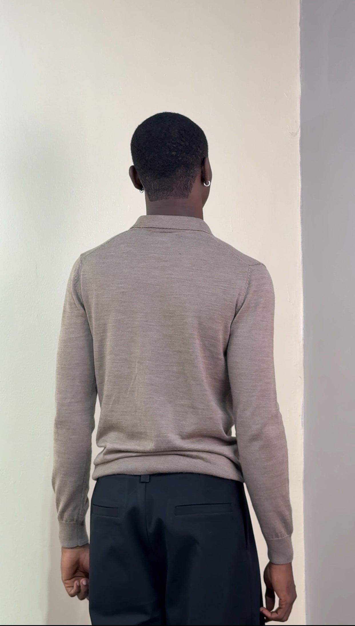 KNITTED SWEATSHIRT