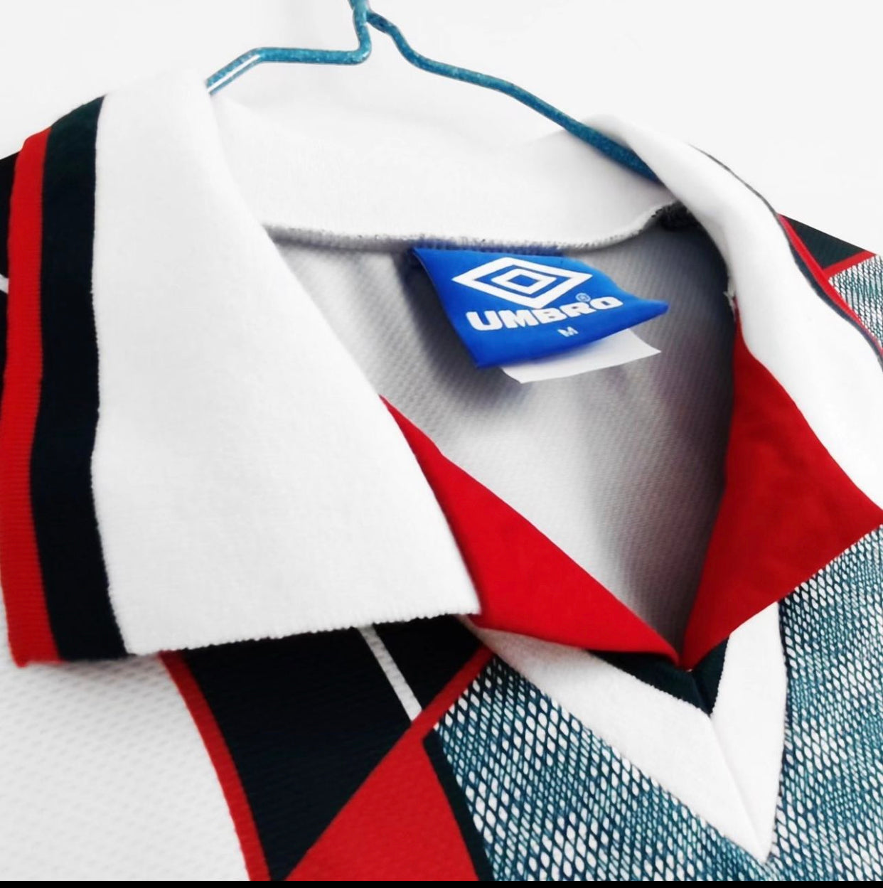 Wale 1994/1995 retro jersey