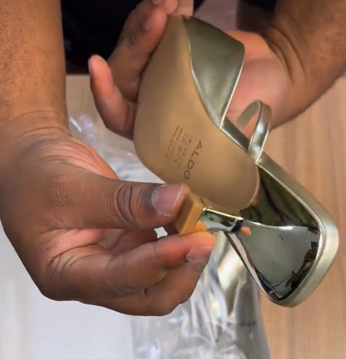 Aldo heels in Gold (female)