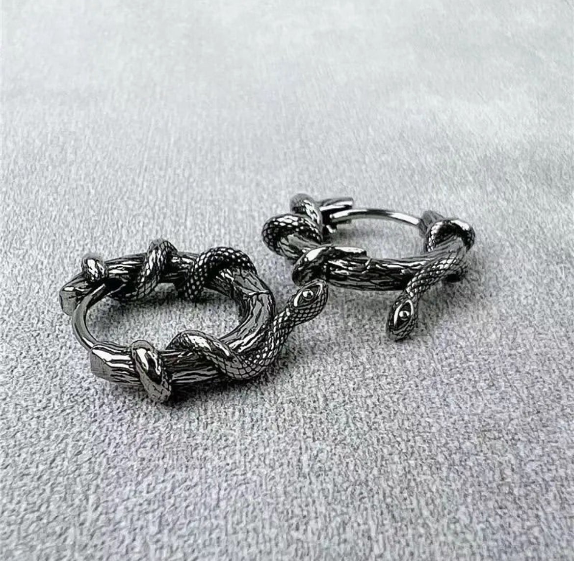 VINTAGE SNAKE TANGLED PLANT VINE EARRINGS