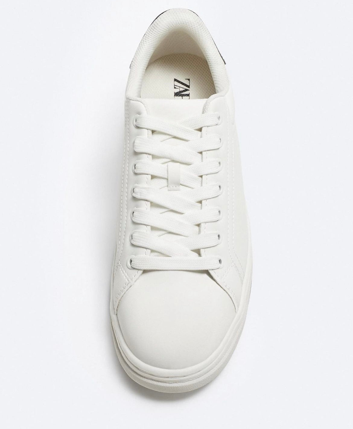 Chunky sneakers