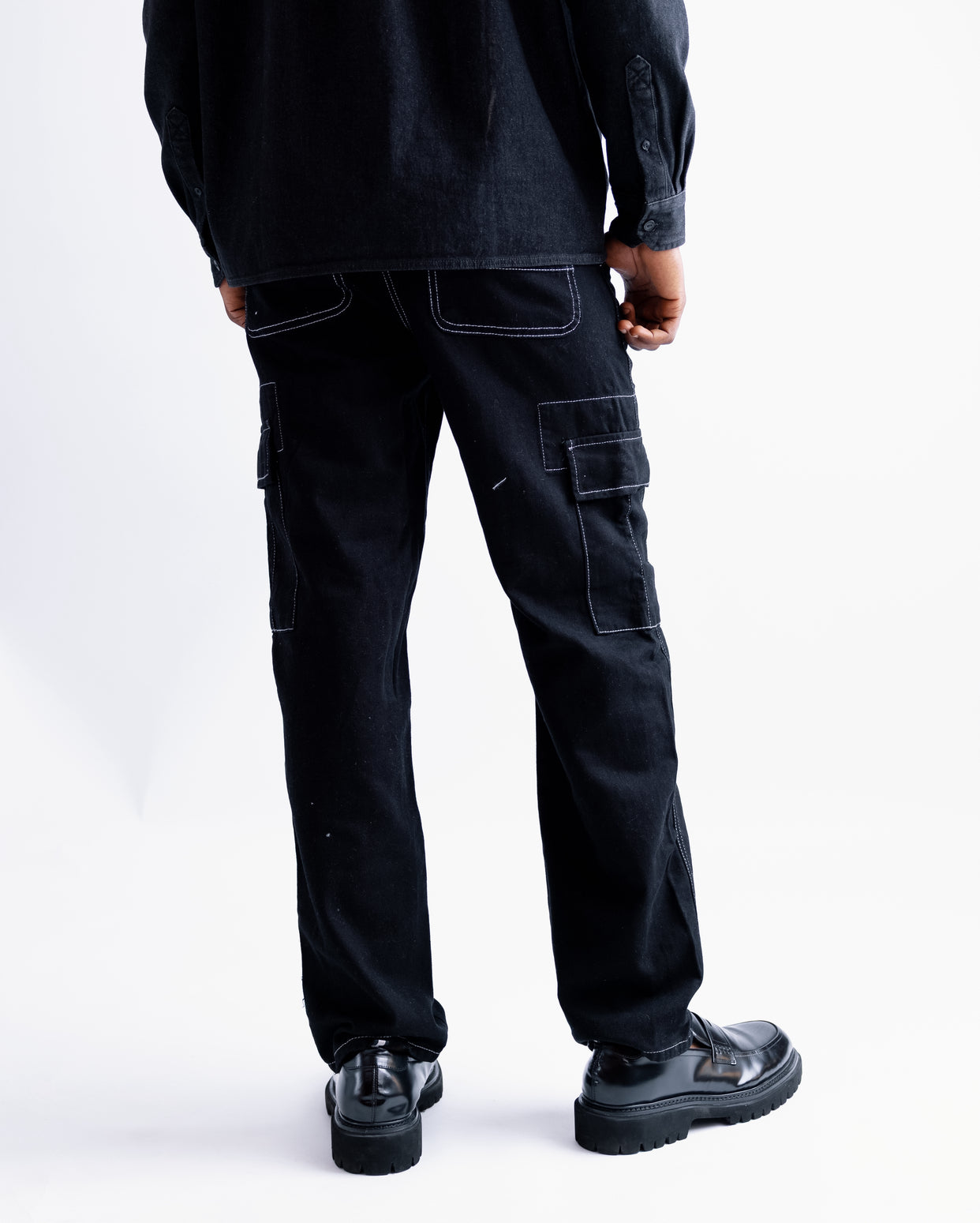DIFRANSEL BLACK CARGO PANT WITH CONTRAST STITCHING