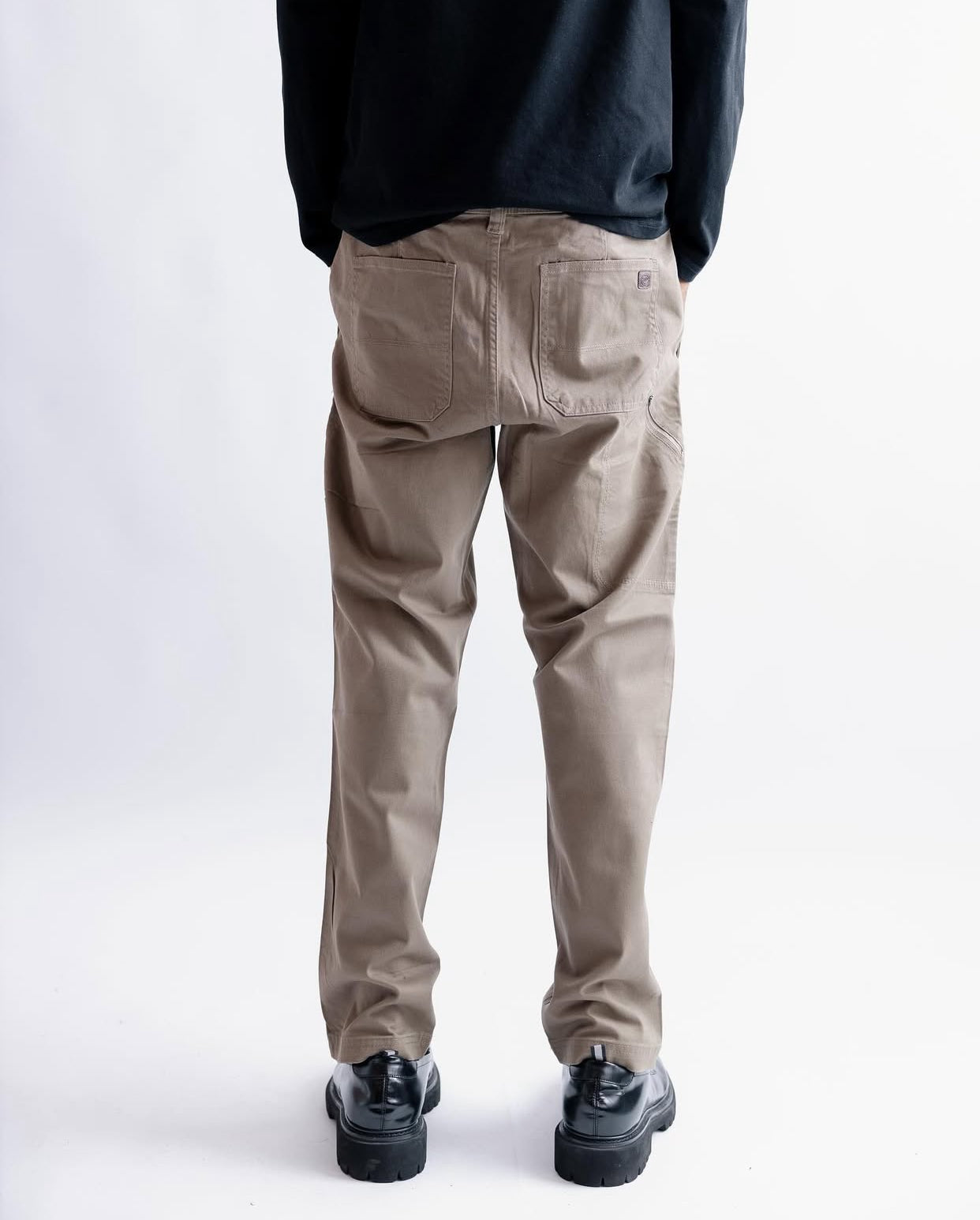 Weatherproof pant in Carton color