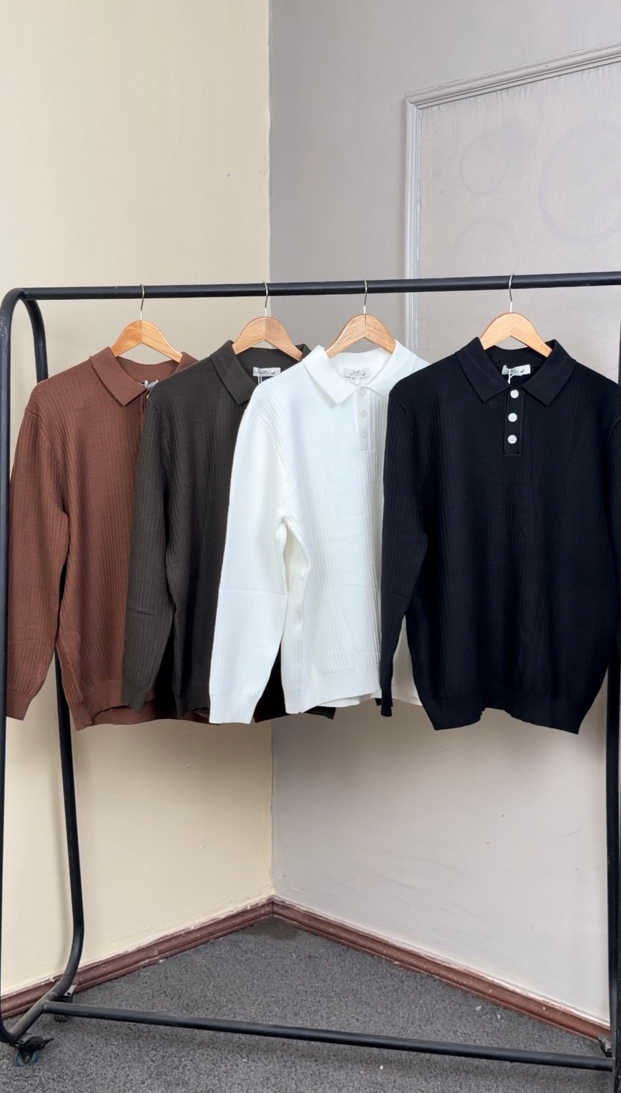 KNITTED POLO F3320
