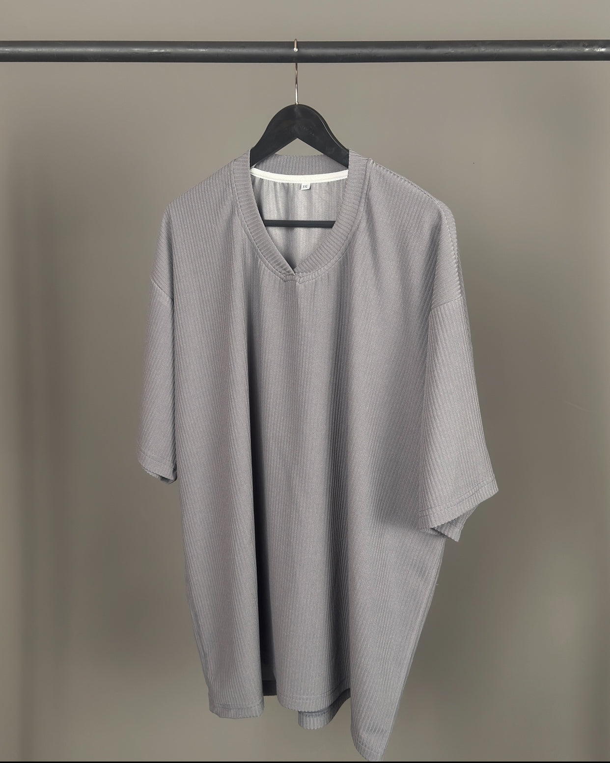 Zedek Revere V-Neck Tee in Grey