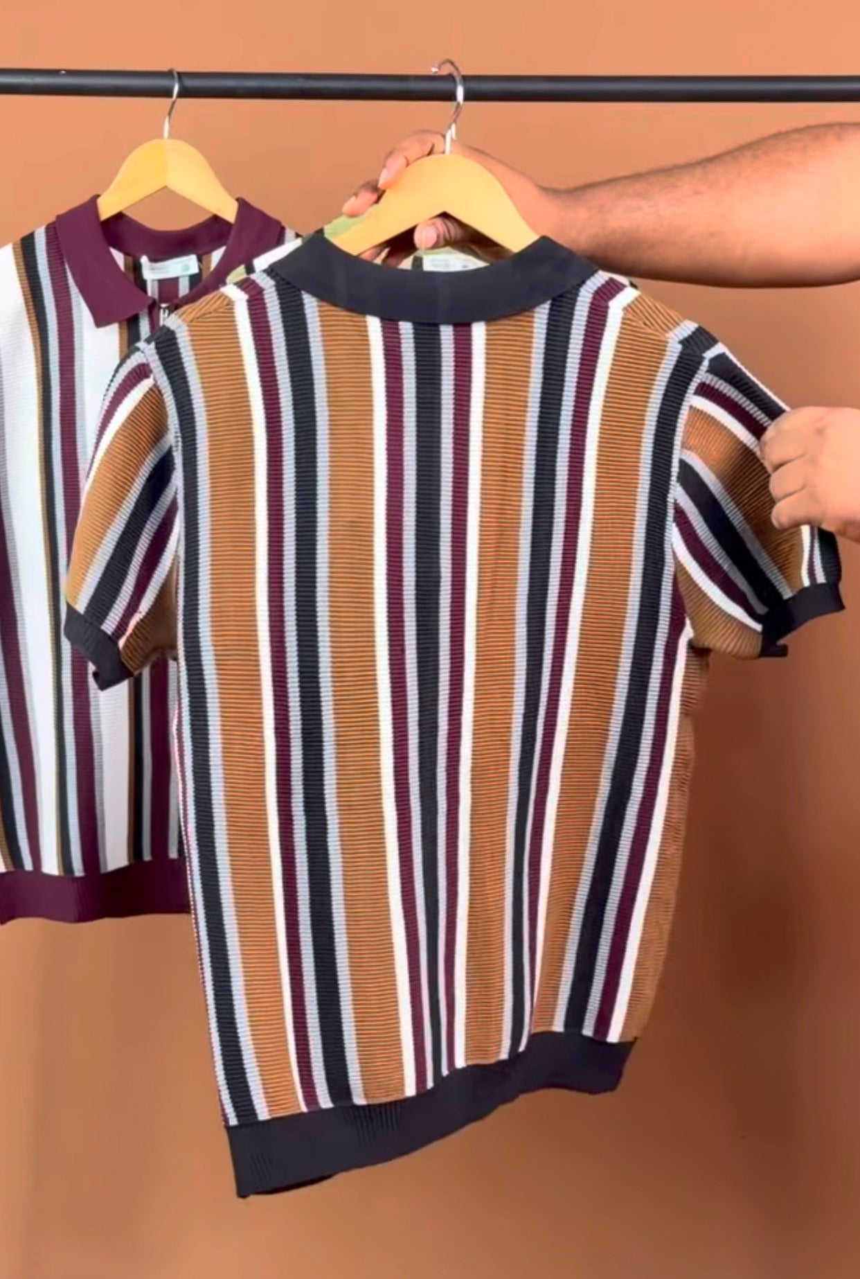 KNITTED POLO STRIPE ZIP SHIRT