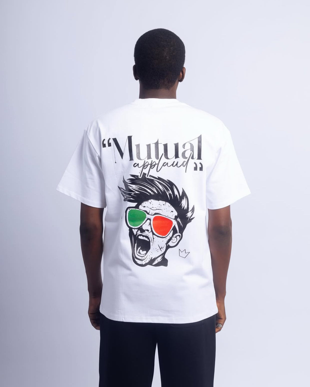 Zedek mutual applaud tee