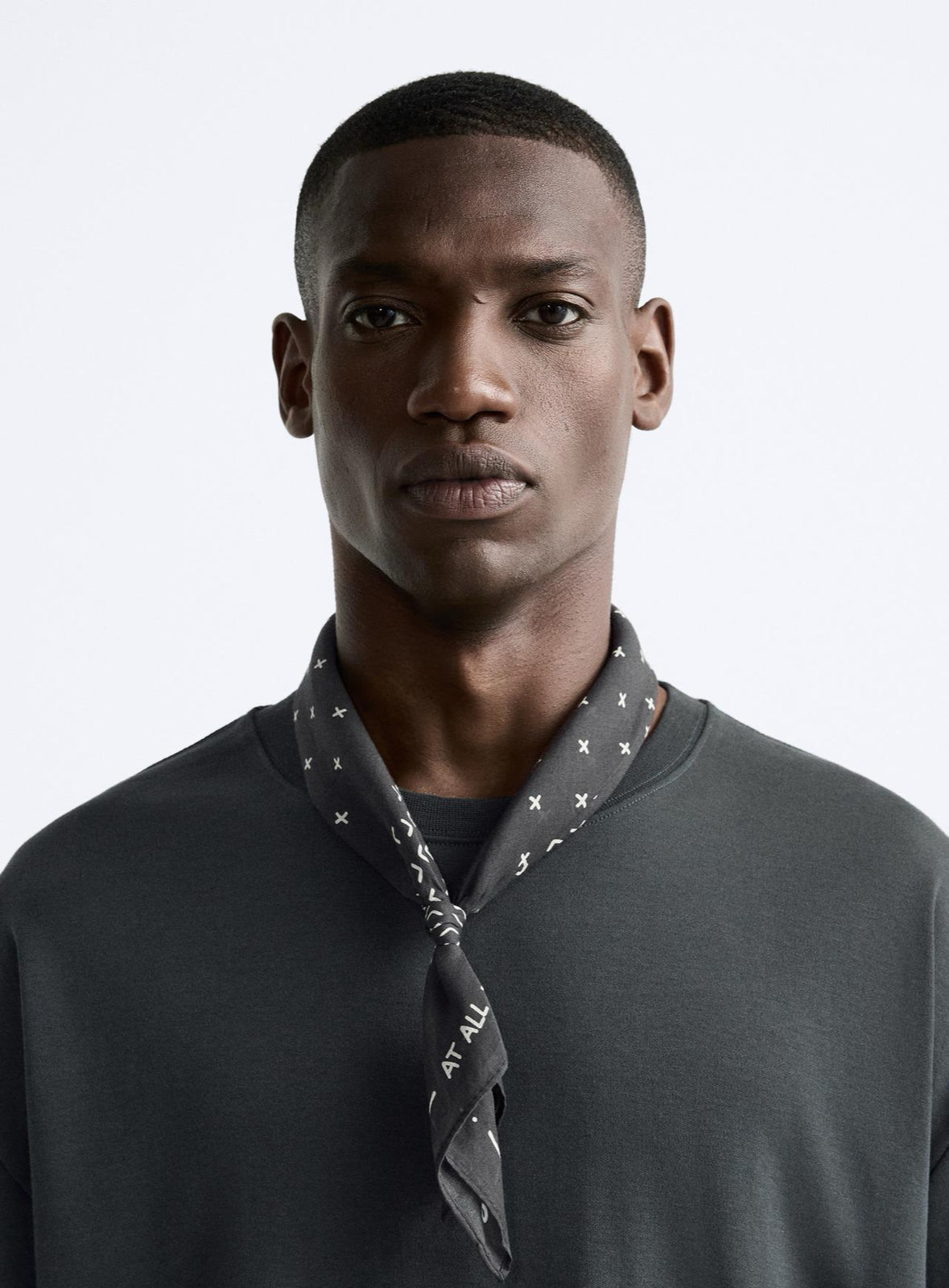 ZARA CONTRAST PRINT BANDANA