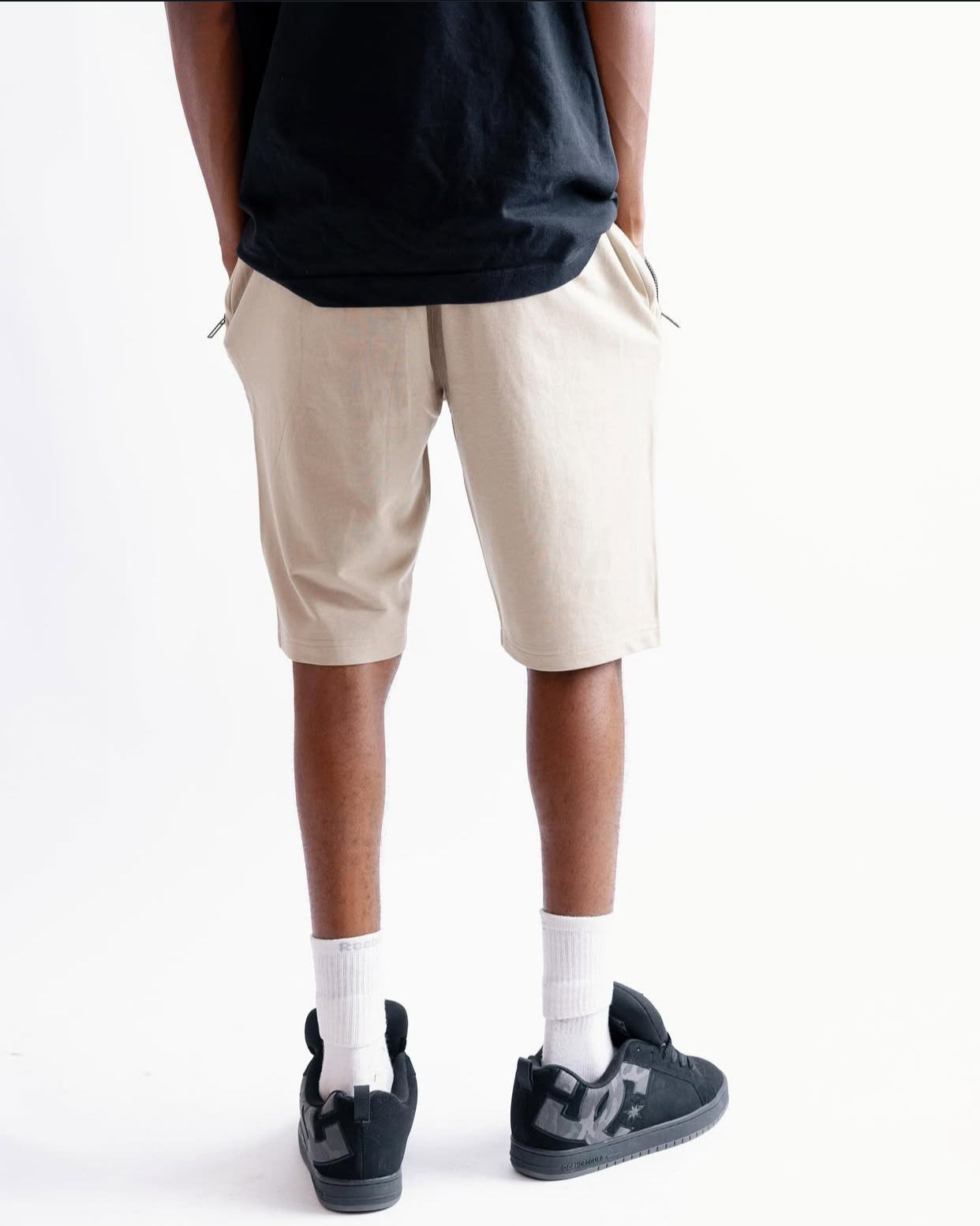 Clayton sweatshort in light brown