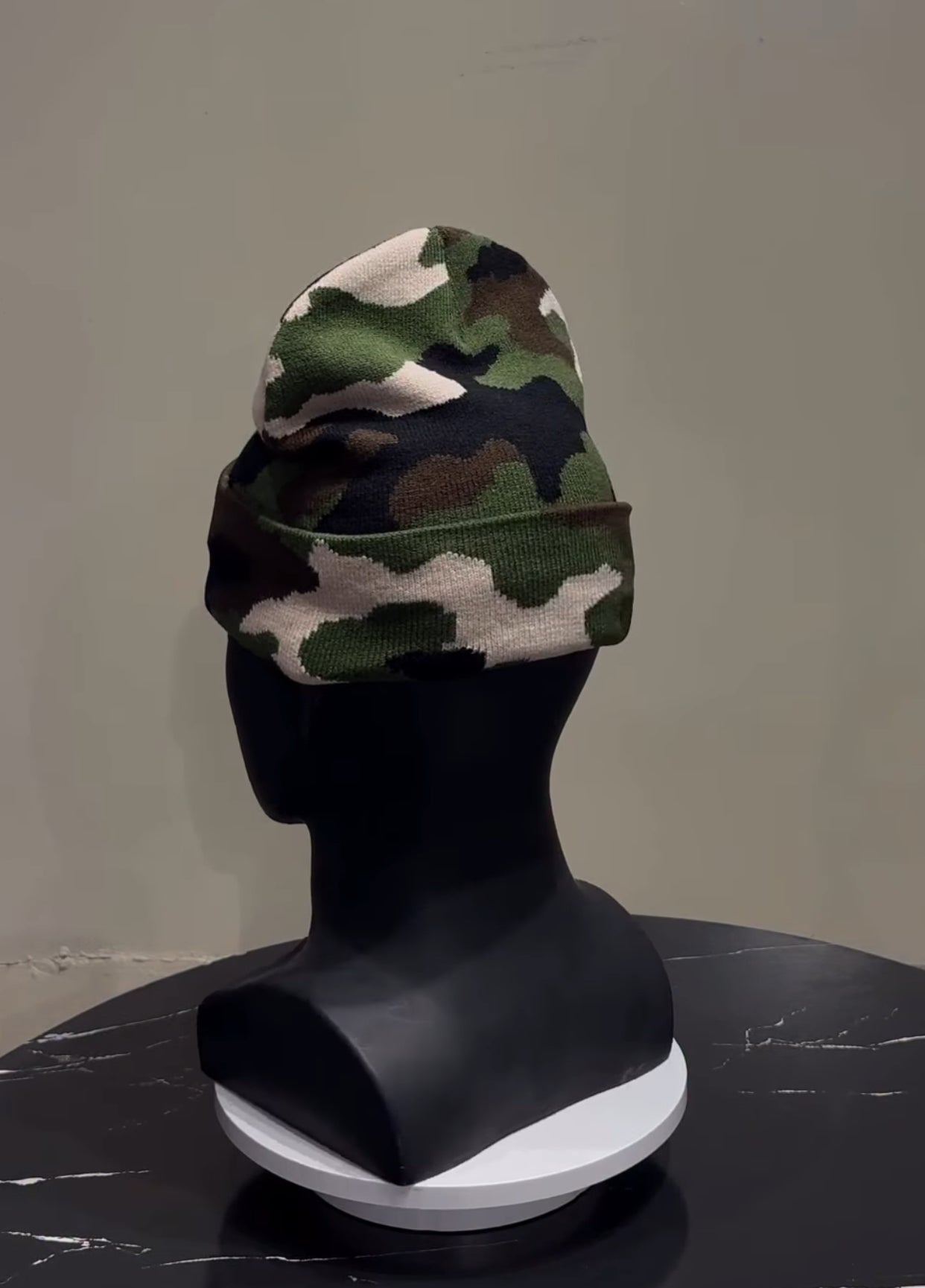 CAMO BEANIE 02