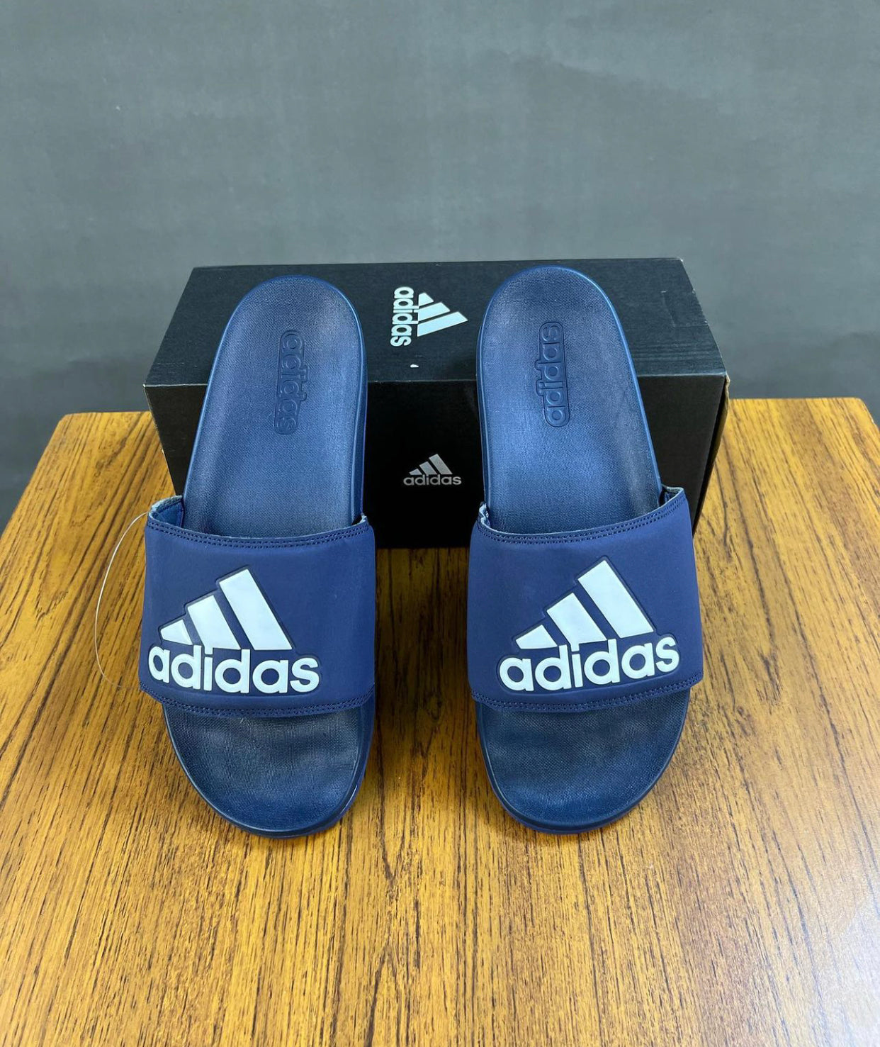 Adidas adilette comfort slider in navy
