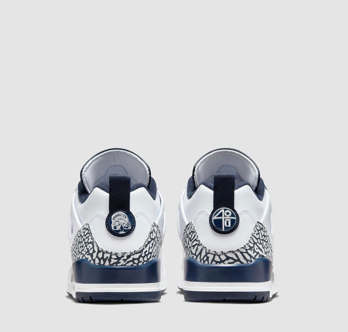 Spizike Low White/Obsidian-Pure
Platinum