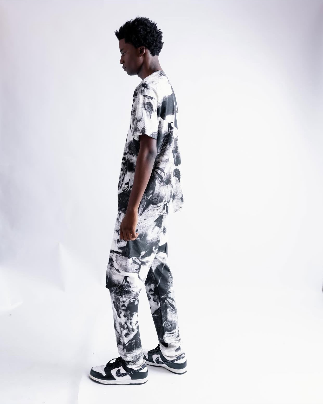 Two piece set (up and down)