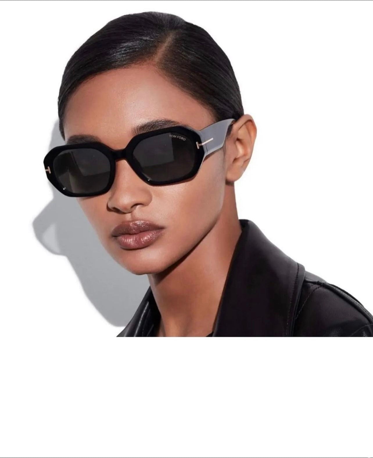 Retro sunglasses in black - Female