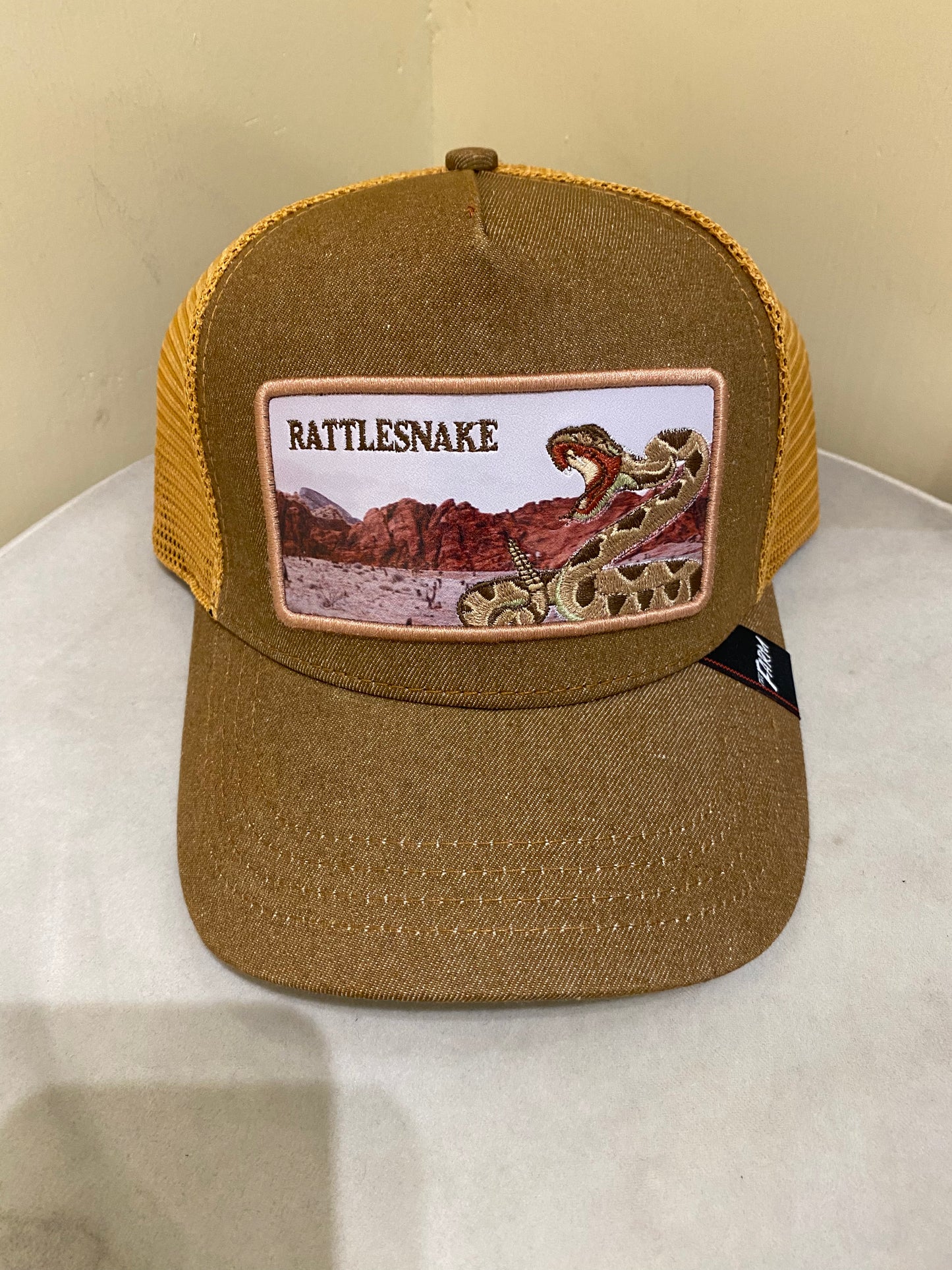 RATTLE TRUCKER HAT