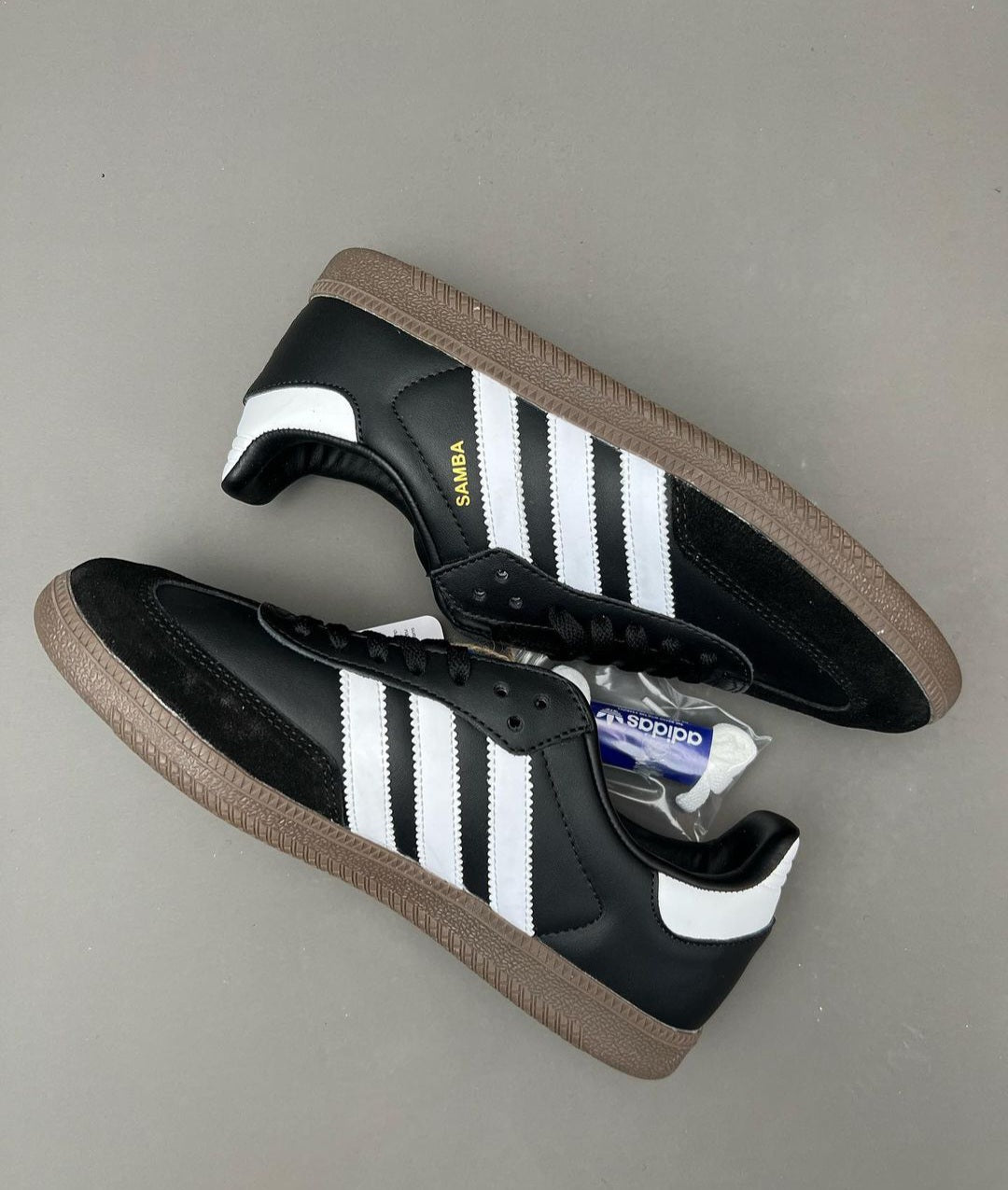 Adidas samba trainer in black