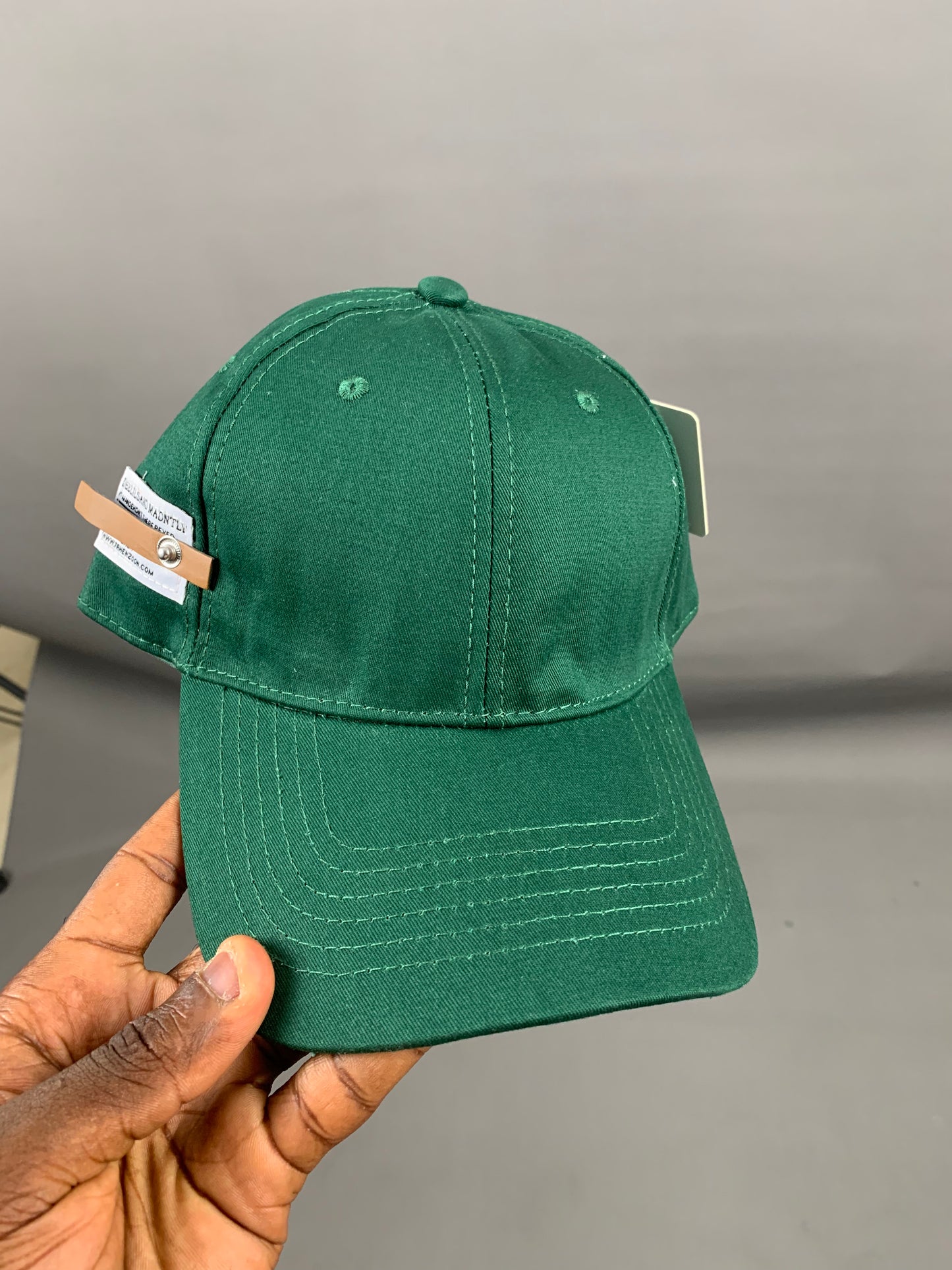 Deelilsand Mandtly Facecap in green