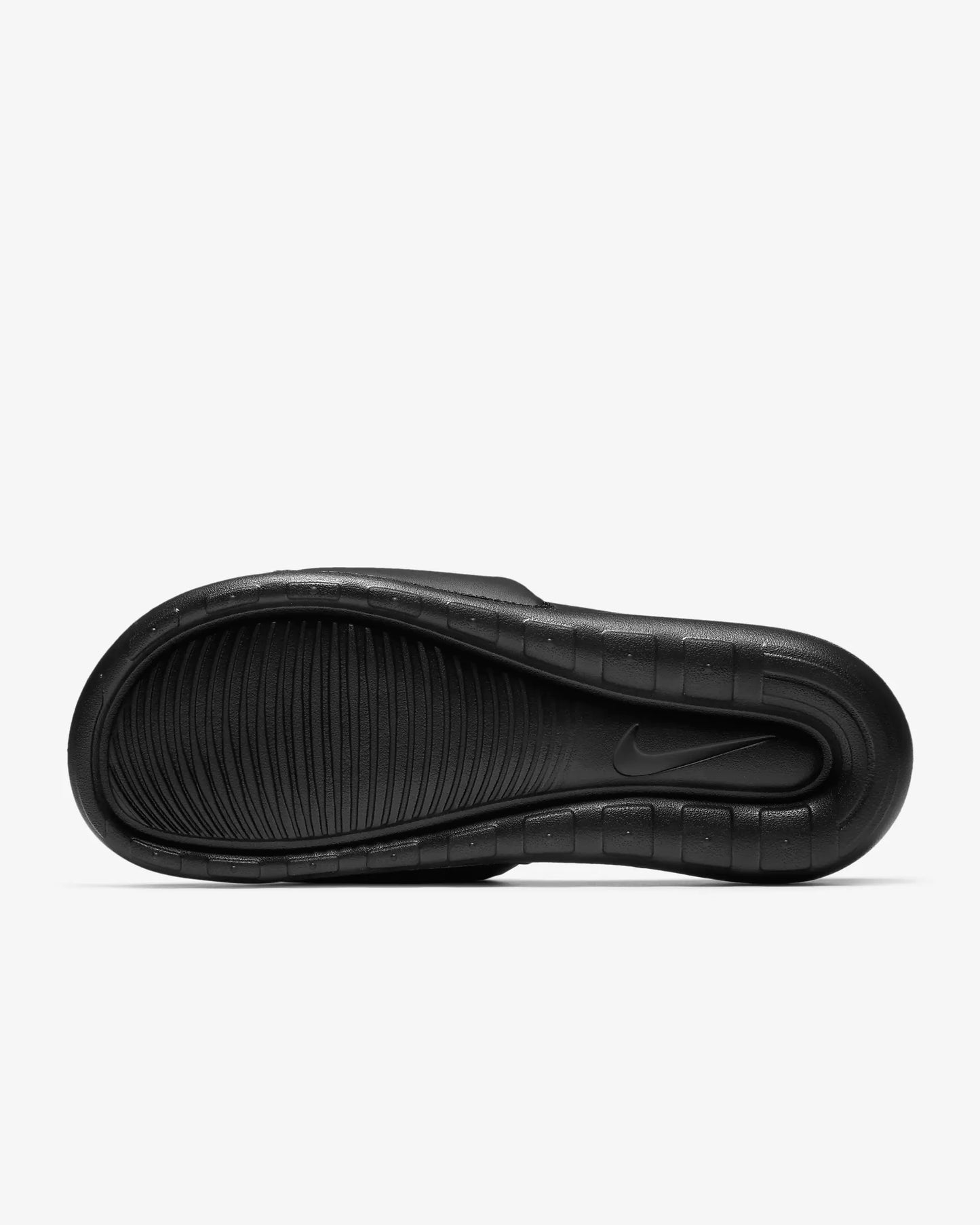 NIKE VICTORI ONE SLIDE IN BLACK AND WHITE