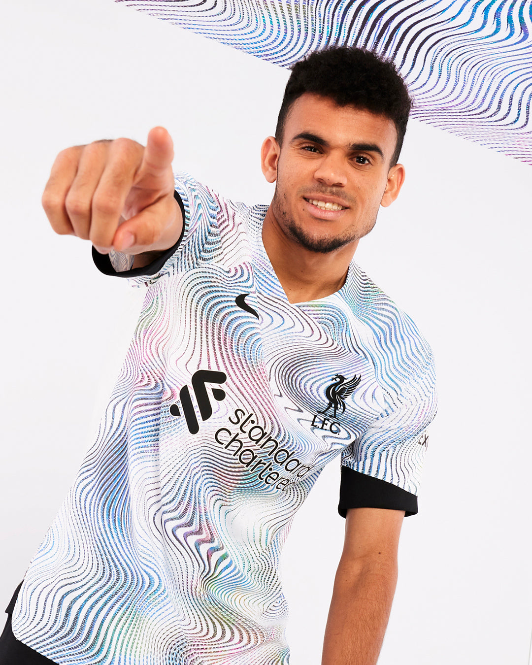 Liverpool away jersey 2022/2023