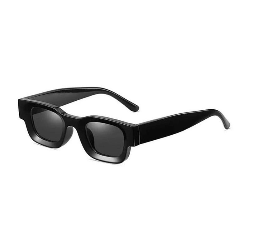 Retro punk square glasses in black