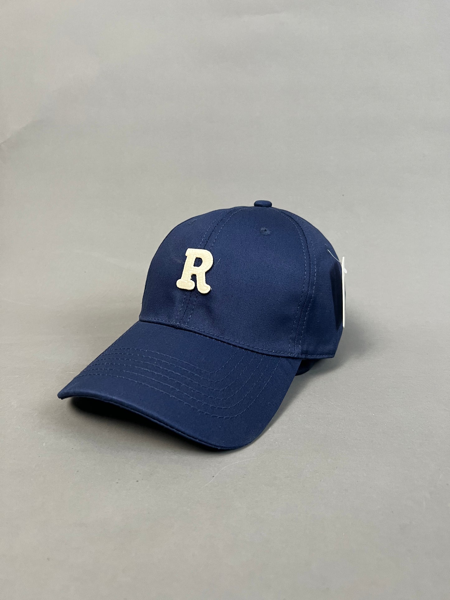 R face cap in dark blue